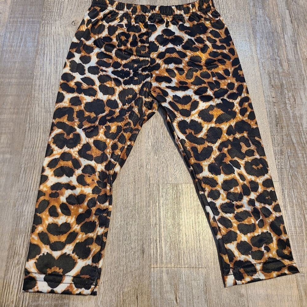 𝅺unknown brand 2t girls leopard pants